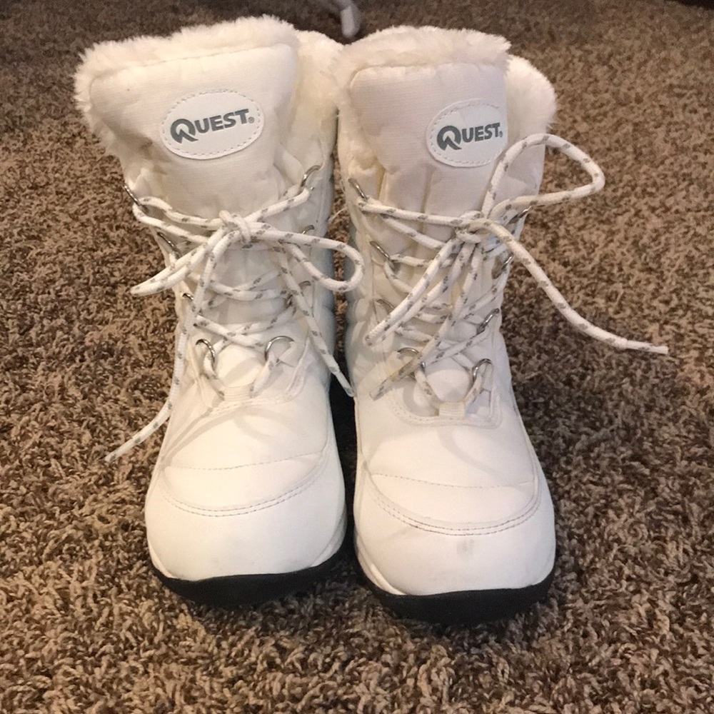 Snow Boots